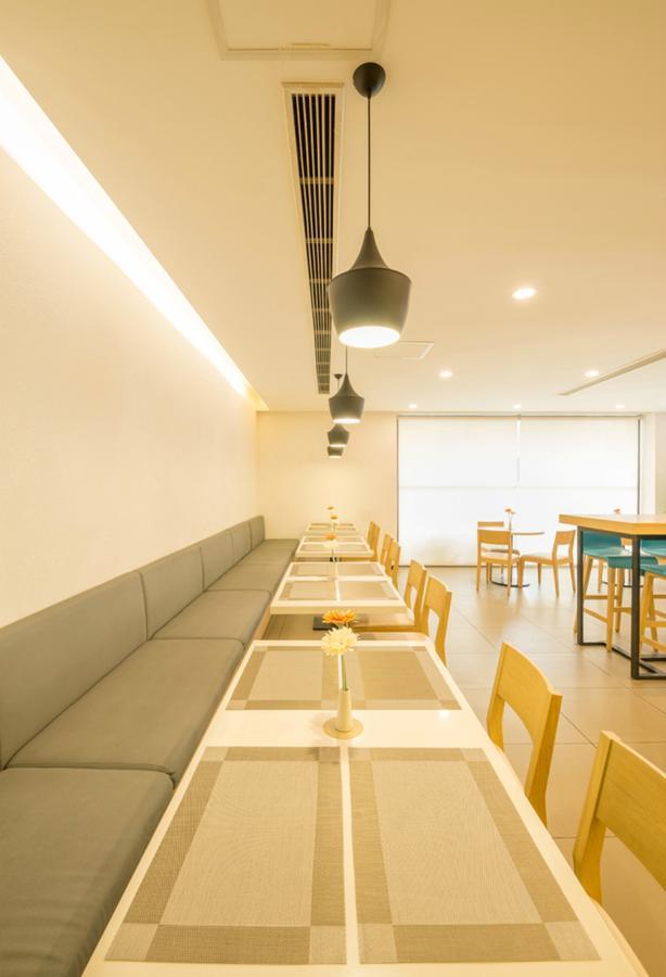 汉庭青岛栈桥火车站酒店 外观 照片